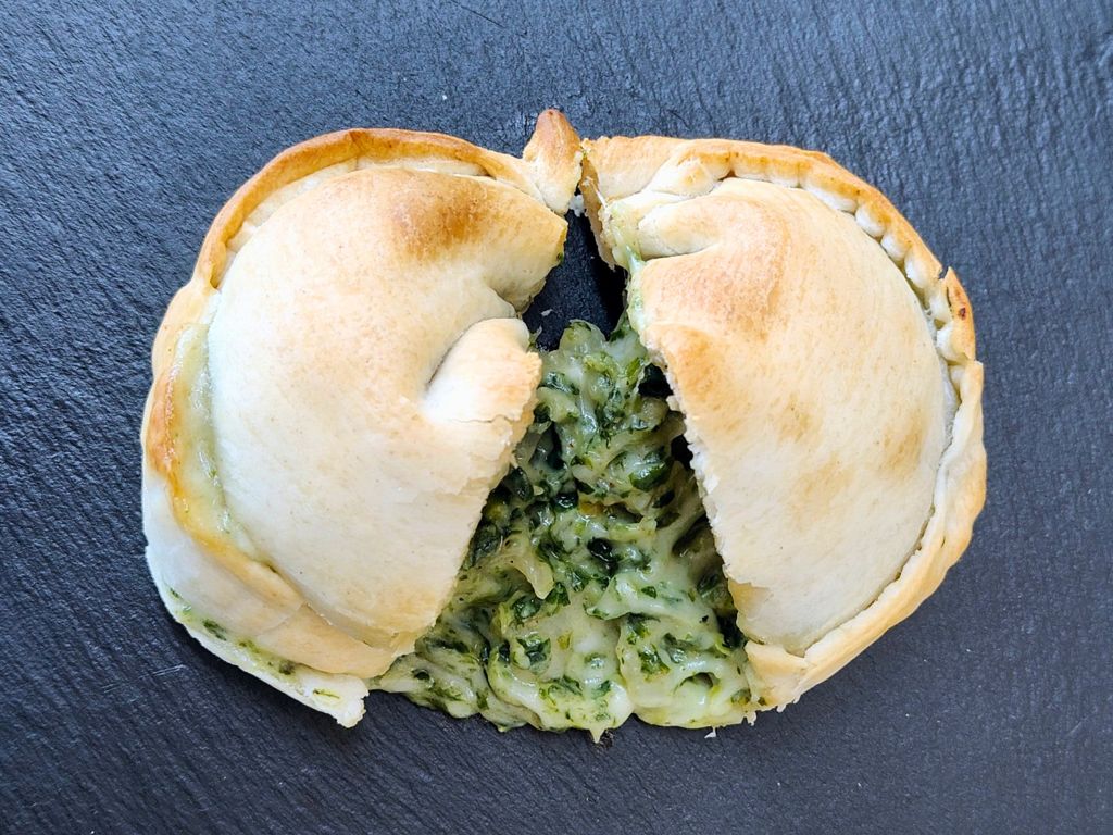empanada argentina, comida argentina, martín fierro